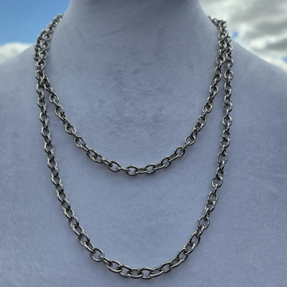 Silver Chain Accessory - MULTIPLE USES - Picture 2 of 3